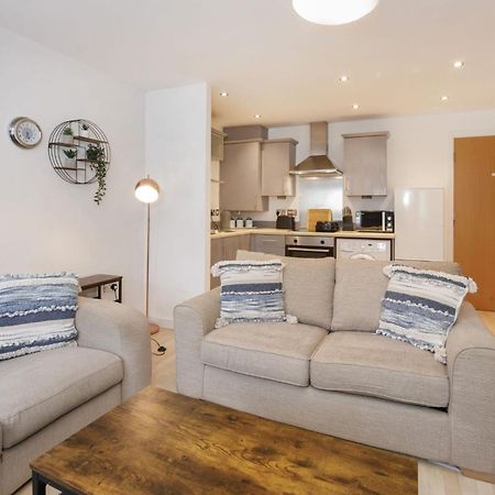 1 Liber House With Free Onsite Parking Villa Йорк Екстериор снимка