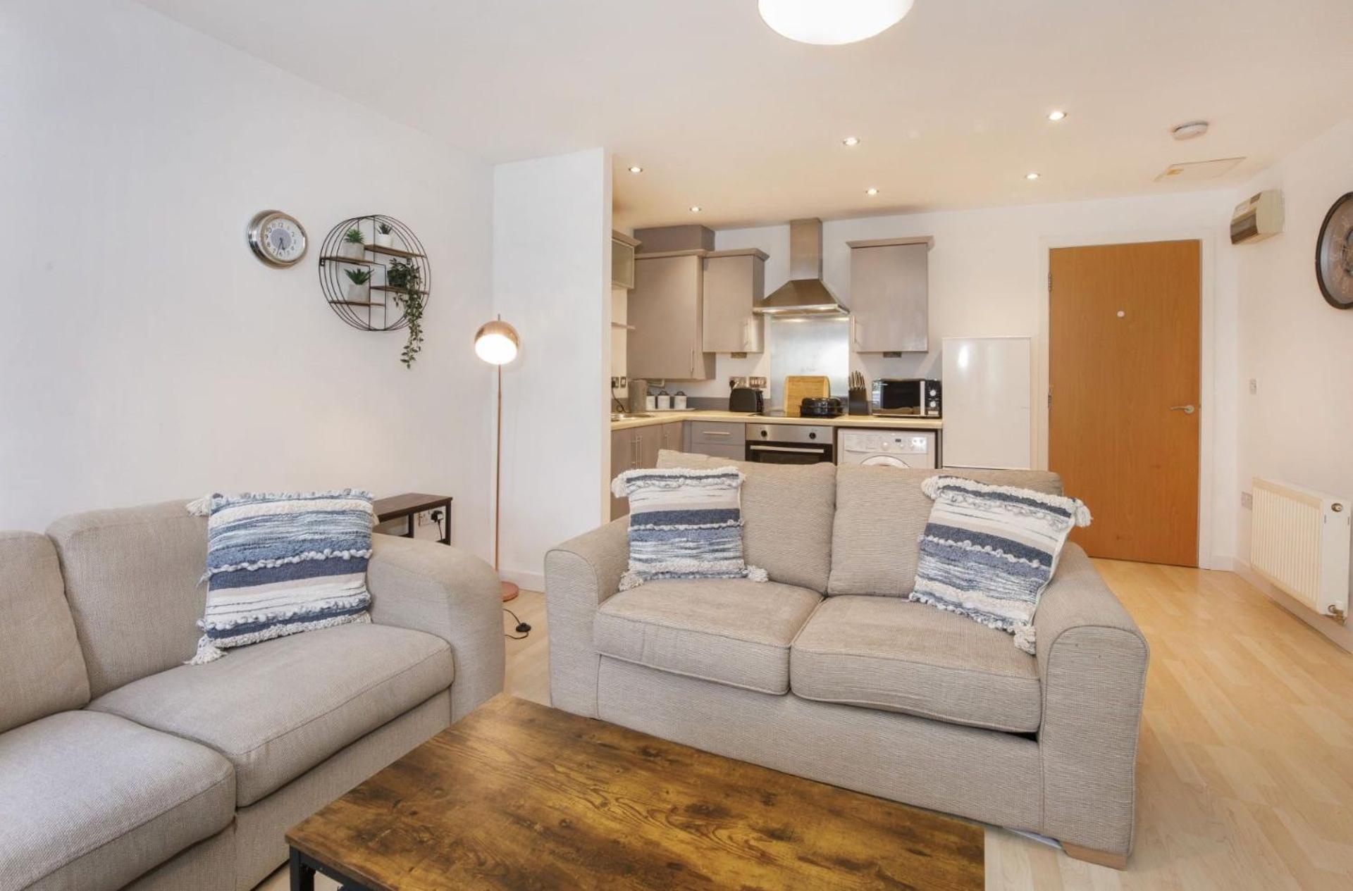 1 Liber House With Free Onsite Parking Villa Йорк Екстериор снимка